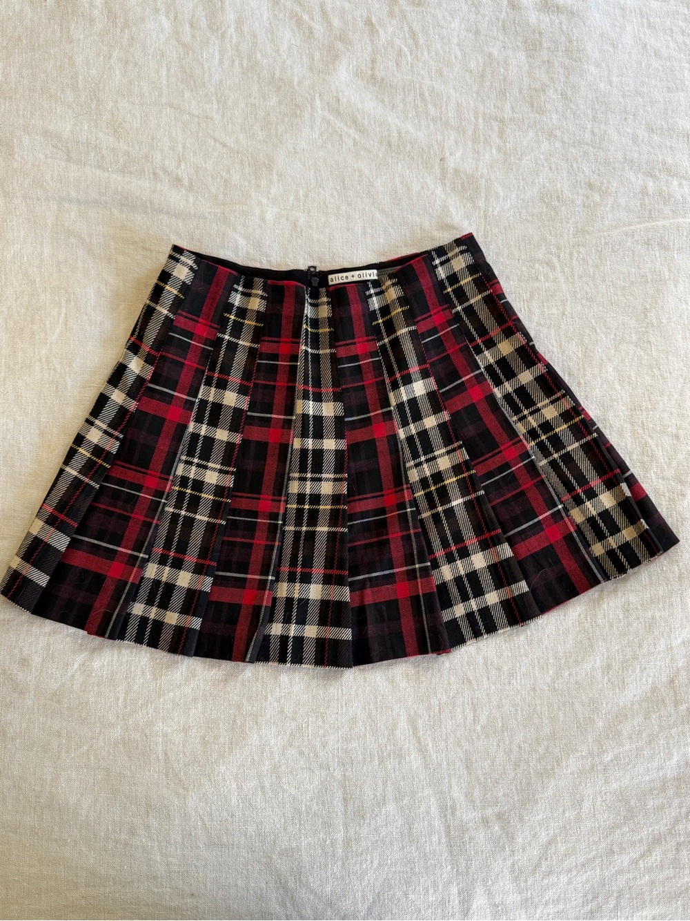 Alice + Olivia Red, Black and Cream Plaid Pleated Mini Skirt
